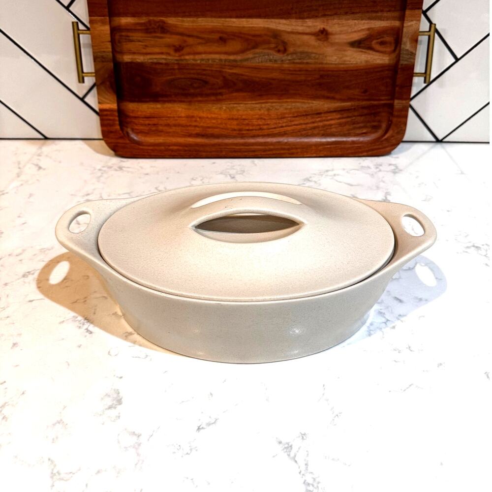 CorningWare Creations stoneware casserole dish cream sandstone w/matching lid